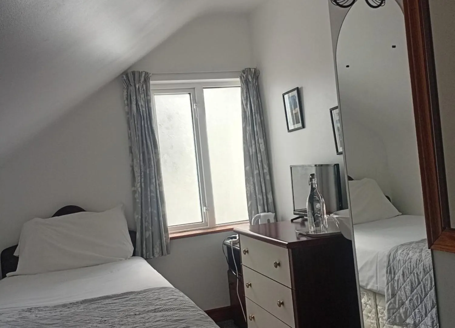 Asgard Guest House Galway 3*,