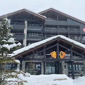 https://la-savoyarde.hotels-rhonealpes.com