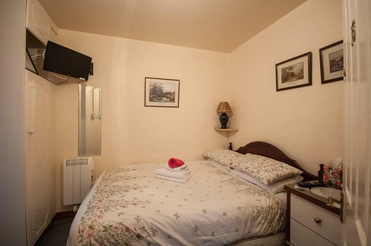 Asgard Guest House Galway 3*,